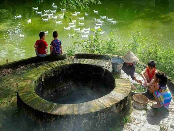 Mơ thấy múc nước giếng có ý nghĩa gì? Ý nghĩa những giấc mơ múc nước giếng cụ thể