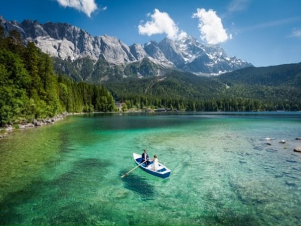 Nằm mơ thấy hồ nước tốt hay xấu