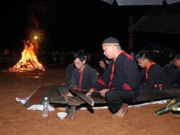 Các con số xuất hiện khi thấy thầy cúng hôm sau 2 Các con số xuất hiện khi thấy thầy cúng hôm sau 2