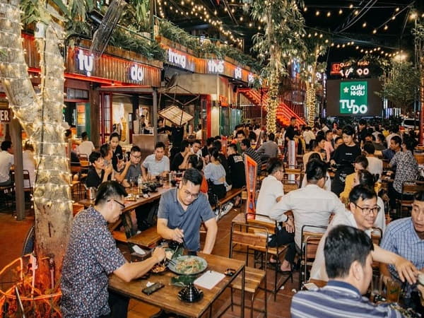 Chiêm bao thấy quán nhậu đông người