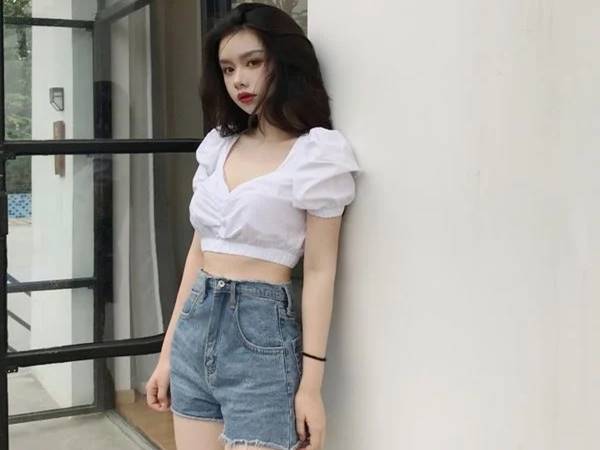 Cách mix đồ cho nữ đi chơi hè