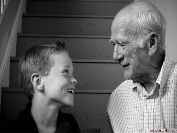 Mơ thấy ông nội đã mất nói chuyện với mình Mơ thấy ông nội đã mất nói chuyện với mình